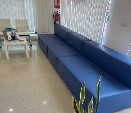 Sala de espera de Coraldent Clínica Dental