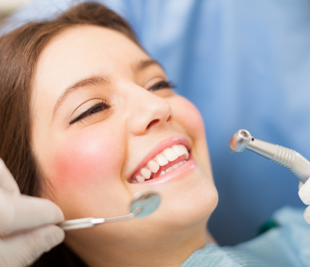 Limpieza bucal en Coraldent Clínica Dental